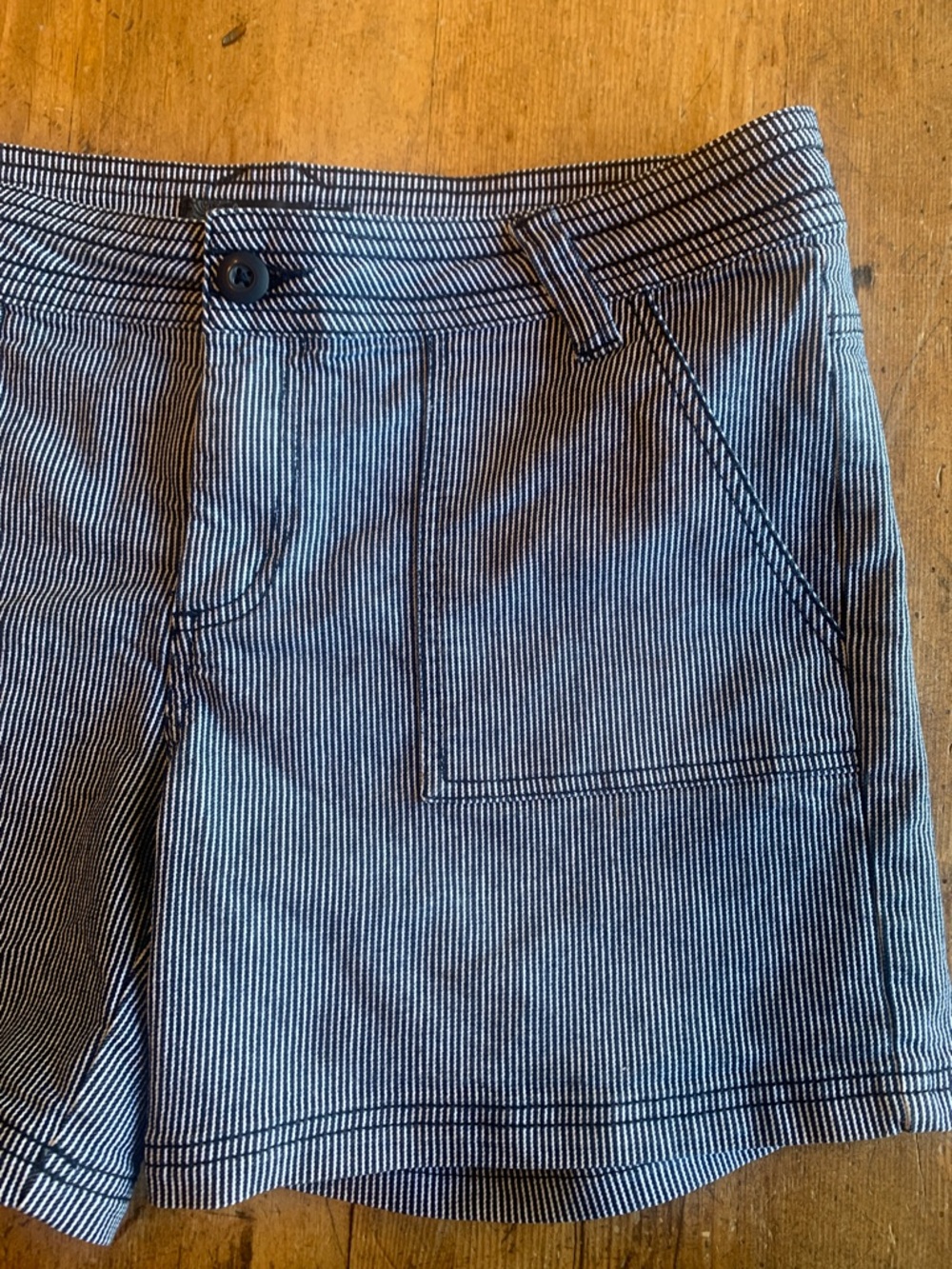 Prana Navy and White Pinstripe Women's Cargo Shorts - Picture 4 of 16